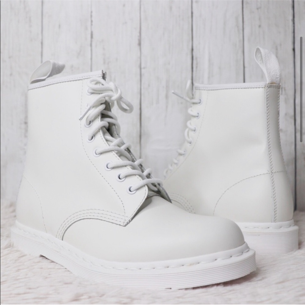 ❌SOLD❌ Dr. Martens 1460 Mono 8-Eye Leather Boot - Picture 8 of 15